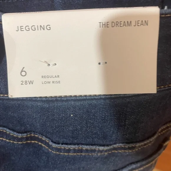 American Eagle Jeans - Picture 2 of 2